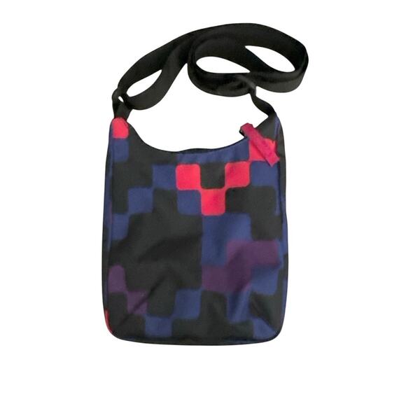 Nike Crossbody Sacoche Bag with Adjustable Strap - Multicolor Geometric Design - Picture 2 of 3
